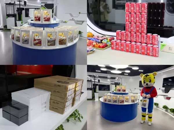 【1】礼物、零食纷纷到场，定制化礼包“包你满意”。.jpg