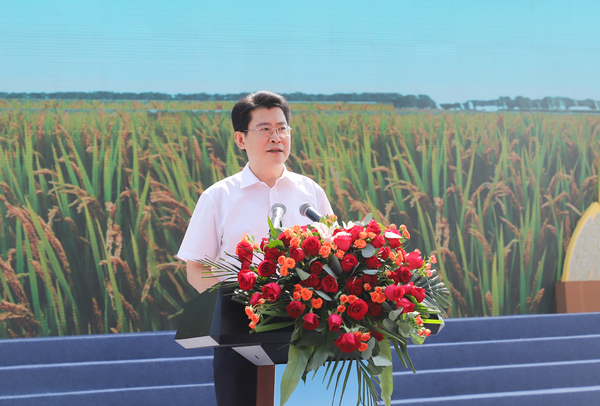 萍乡市委副书记、市长刘烁致辞